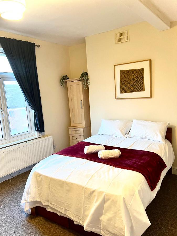Aldgate Holiday Rooms Londres Exterior foto