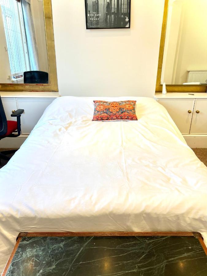 Aldgate Holiday Rooms Londres Exterior foto